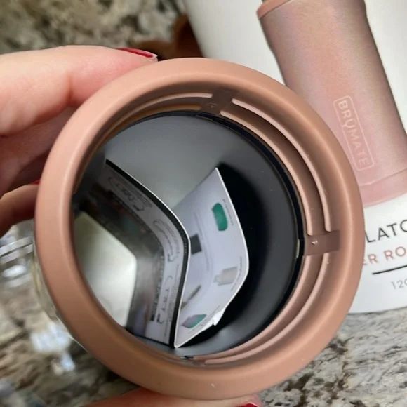 Brumate Hopsulator Slim in Glitter Rose Gold - Picture 9 of 9